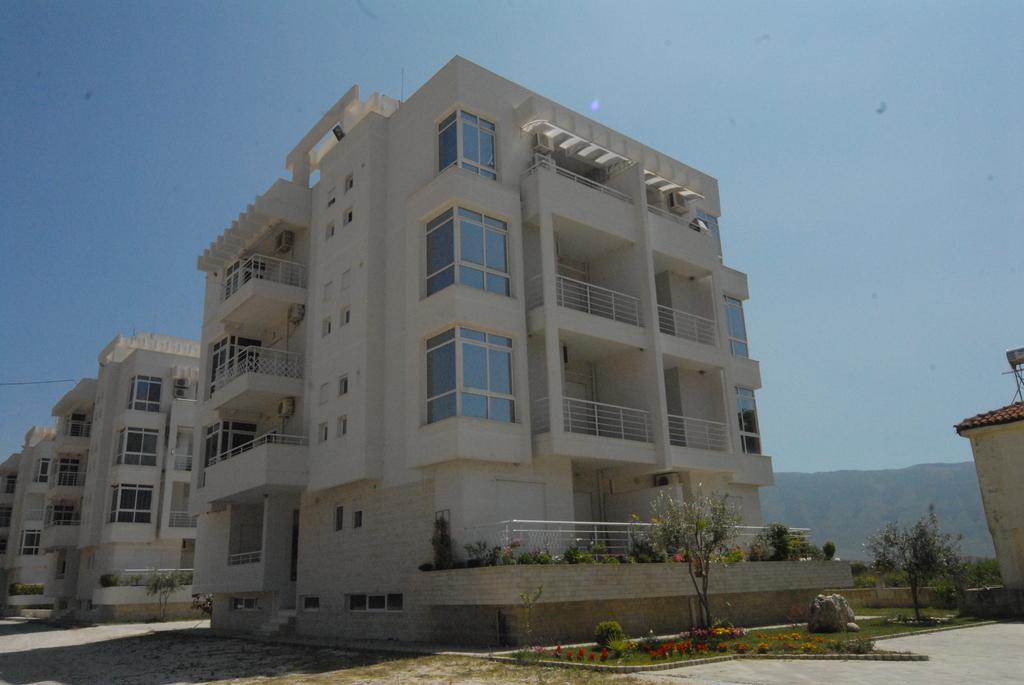 Radhima Beach Apartment-Tirana Resort Orikum Zewnętrze zdjęcie